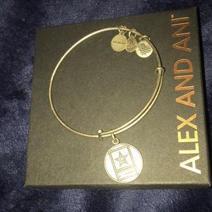 U.S army Alex and ani bracelet ❗️❗️